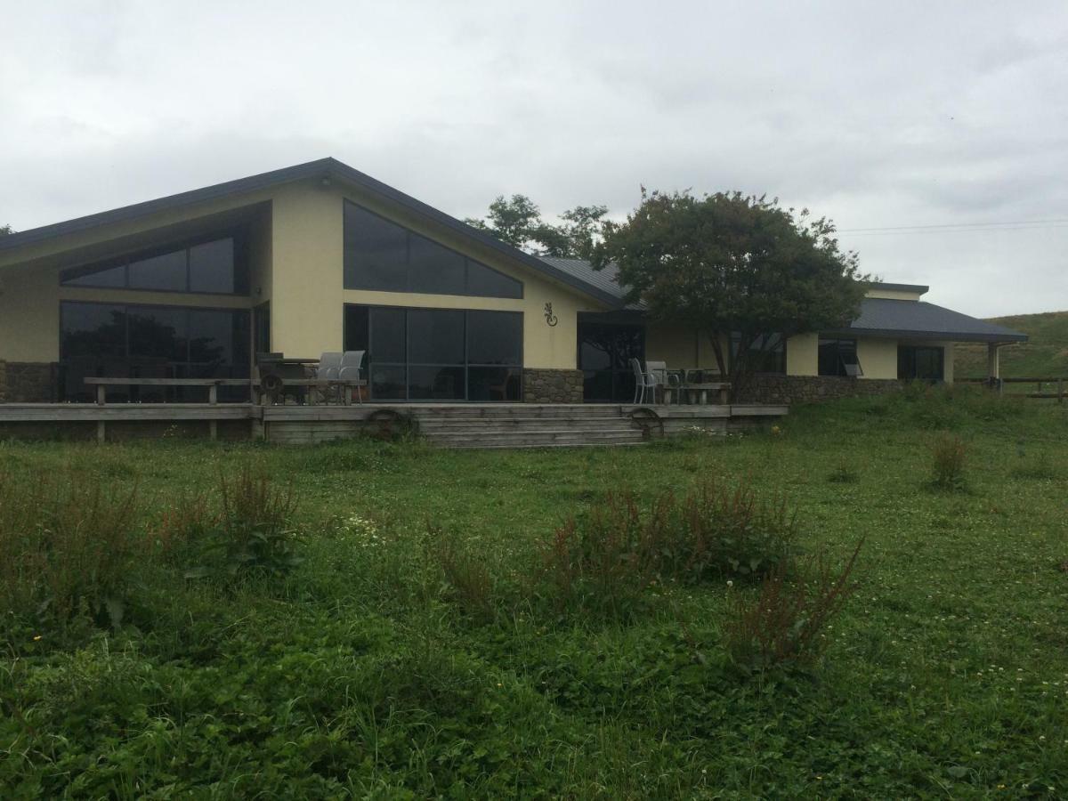 Villa Waiotahe Dairy Farm Hideout Waiotahi Exterior foto